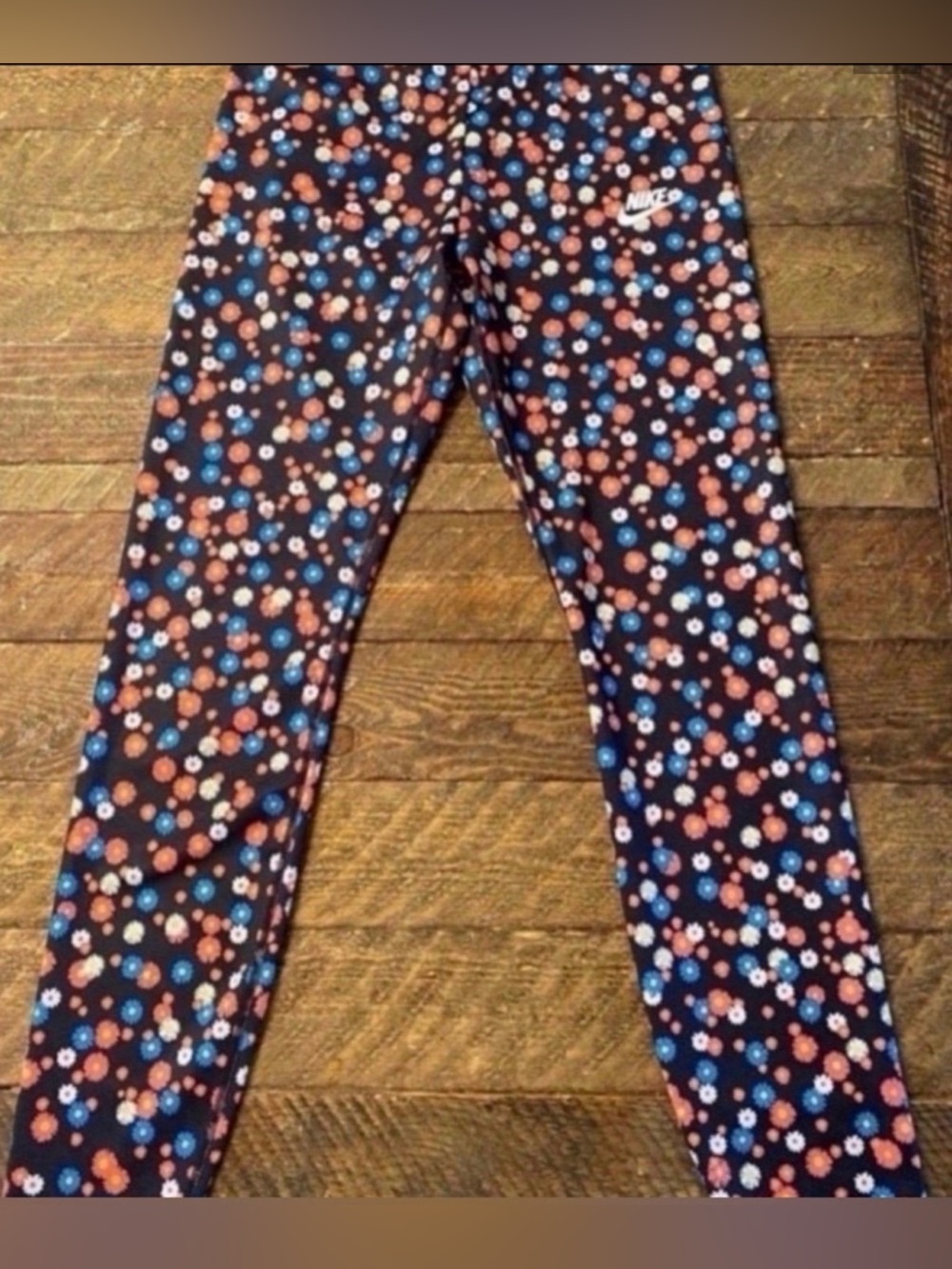 Women’s Nike Black Floral Performance Leggings (Size M)